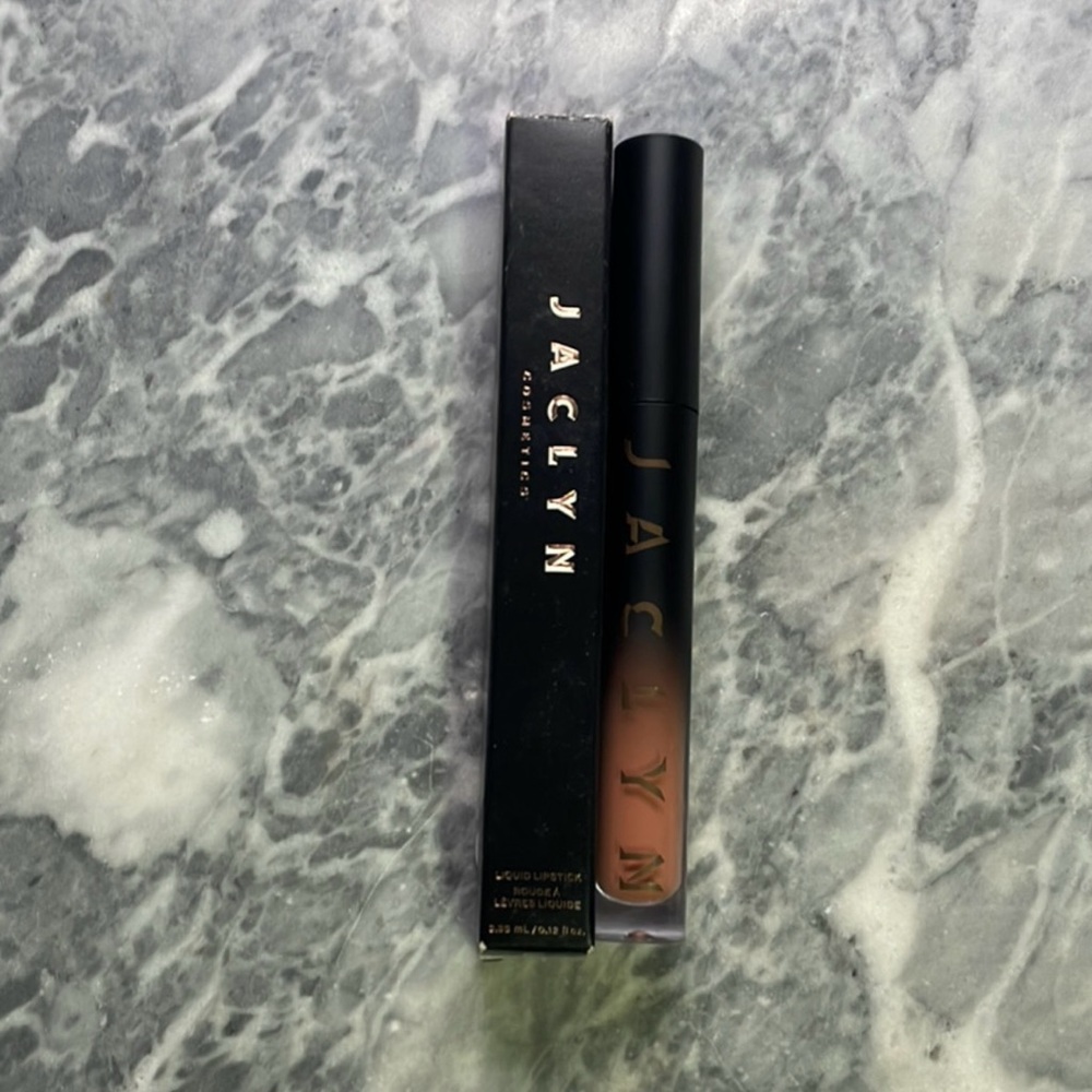 Jaclyn‎ Cosmetics Liquid Lipstick Confidence